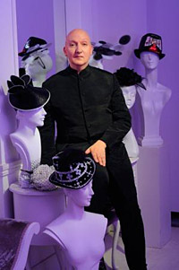 Stephen Jones (Стивен Джонс )