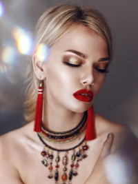 Курс повышения квалификации по визажу Make Me Up Studio and School