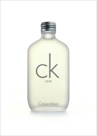 Calvin Klein объявил о запуске новой линии одежды