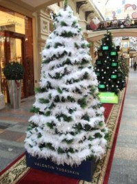 Рождественские елки – в помощь детям