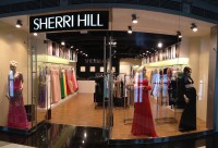 �������� ������� ������ Sherri Hill � ������